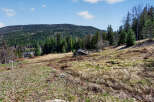 Discover the charm of this unique property, nestled in a serene natural setting.
