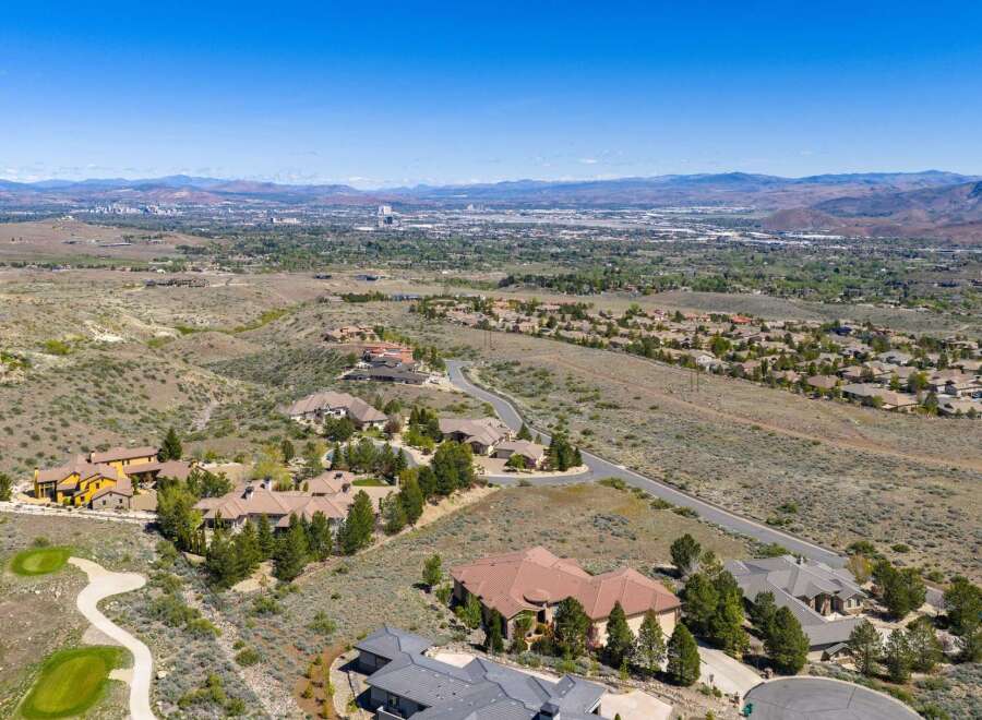 Discover luxury living with this stunning property, offering breathtaking views and unparalleled privacy.