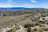 Discover luxury living in this stunning property, boasting breathtaking views and a prime location.