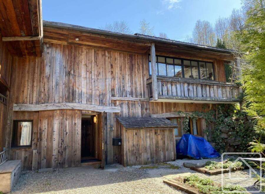 Discover the charm of this stunning wooden property, showcasing rustic architecture and natural beauty.