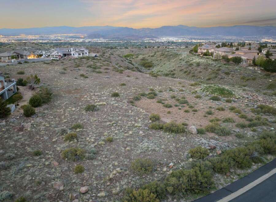 Discover the perfect canvas for your dream home on this expansive, undeveloped lot.