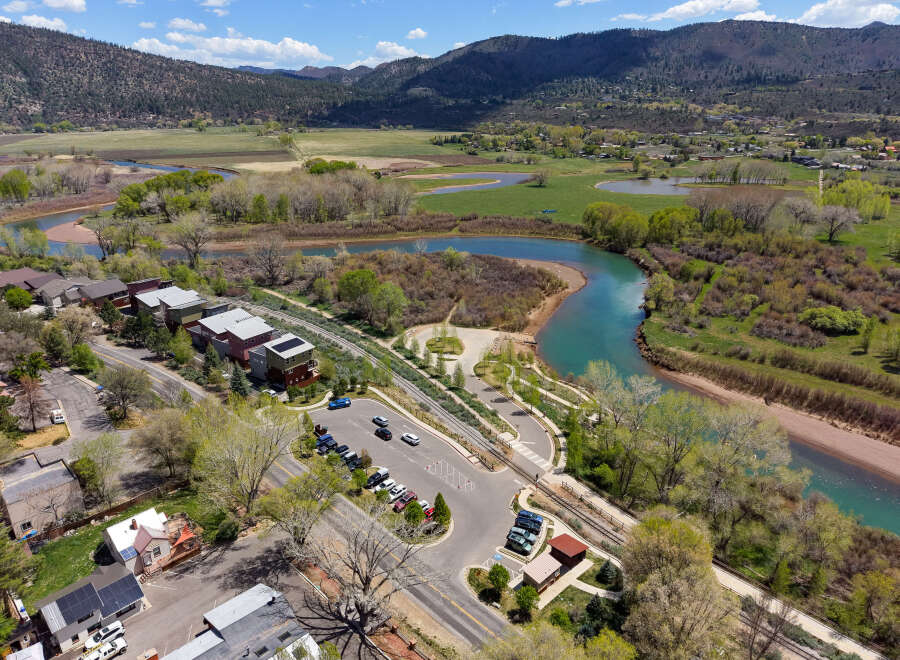 Discover the beauty of this stunning property, perfectly situated near a serene river and lush green landscapes.