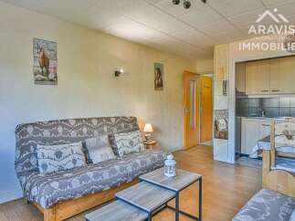 Discover this charming property, perfect for a cozy retreat.