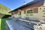 Discover this charming property nestled in a serene location, perfect for those seeking tranquility.