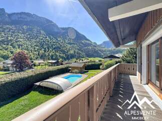 Discover your dream home with breathtaking mountain views and a private pool.