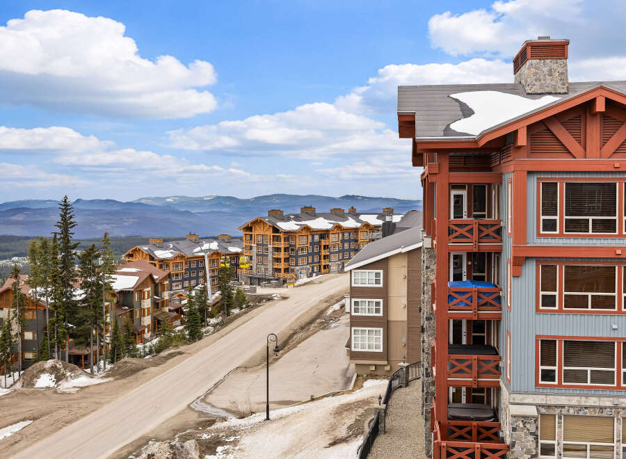 Discover luxury living in this stunning mountain property, featuring spacious units with breathtaking views.