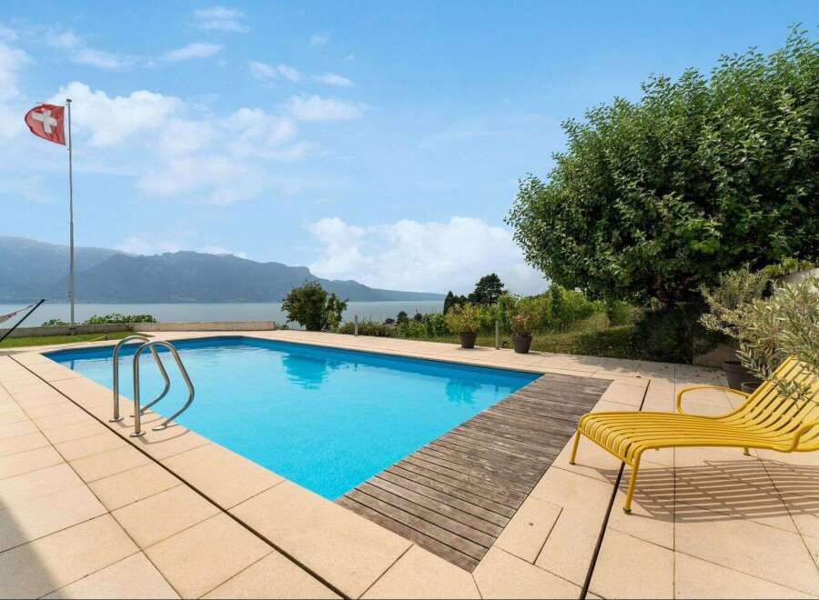 Enjoy the ultimate relaxation in this stunning property featuring a private pool and breathtaking views.