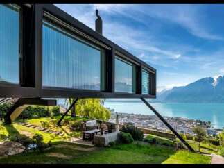 Experience modern luxury in this stunning architectural masterpiece.