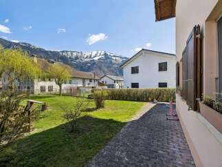 Discover this charming property nestled in a picturesque setting, offering stunning views of the surrounding mountains.