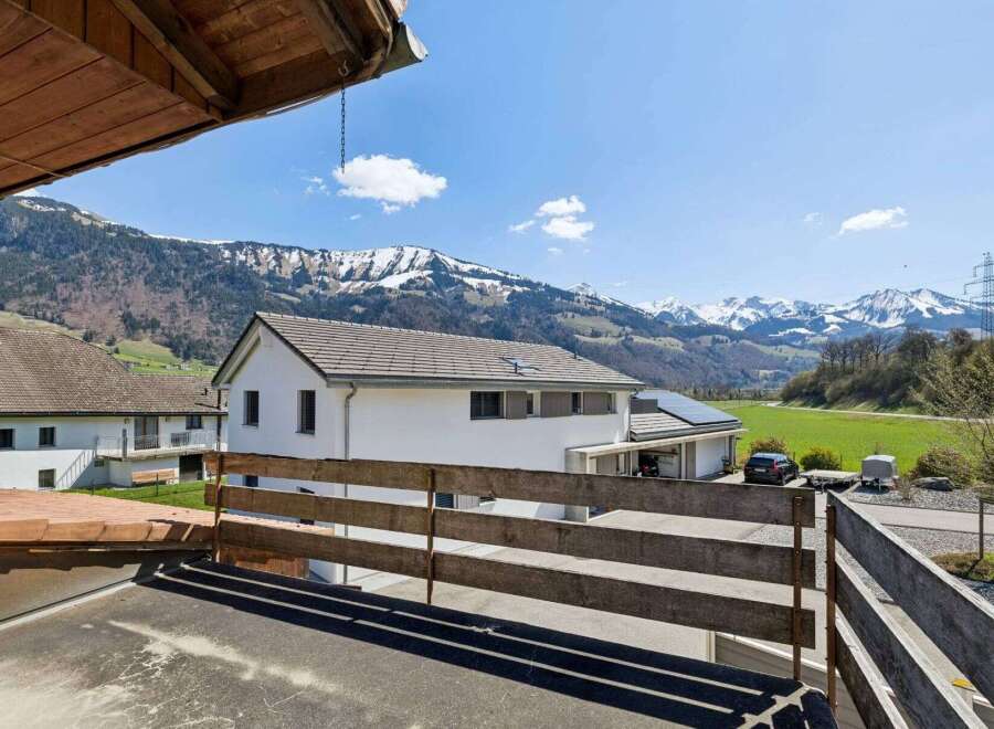 Discover your dream home with breathtaking mountain views! This stunning property features a modern design, spacious interiors, and a serene outdoor space.
