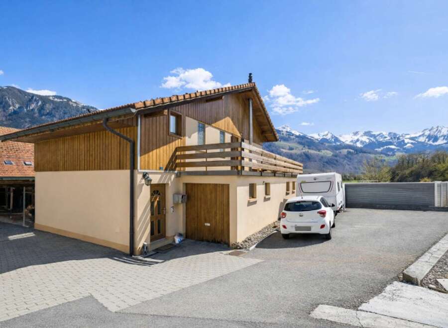 Discover this charming property nestled in a picturesque setting, offering a blend of modern comfort and natural beauty.