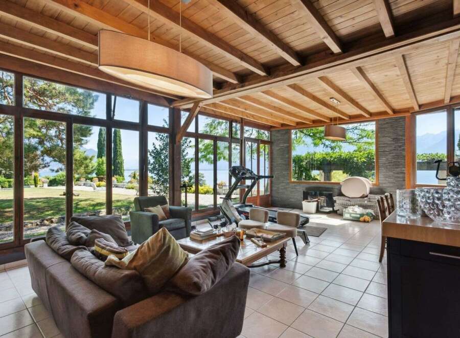 Experience luxury living in this stunning property with breathtaking views.