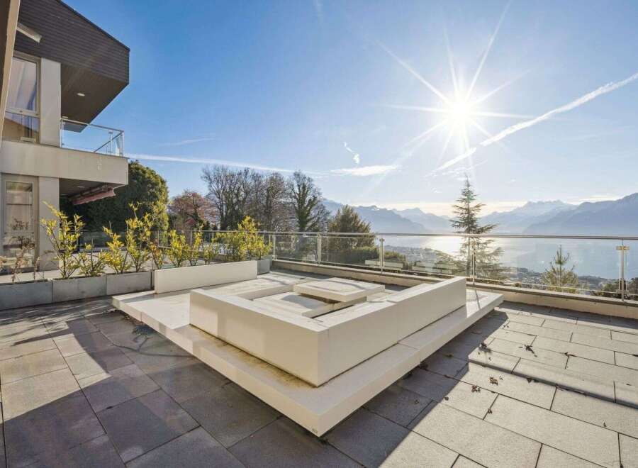 Experience luxury living with this stunning property featuring a modern design and breathtaking views.