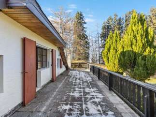 Discover the charm of this stunning property, featuring a spacious terrace perfect for enjoying the outdoors.