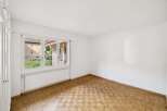 Discover this bright and airy room, perfect for creating your dream space.