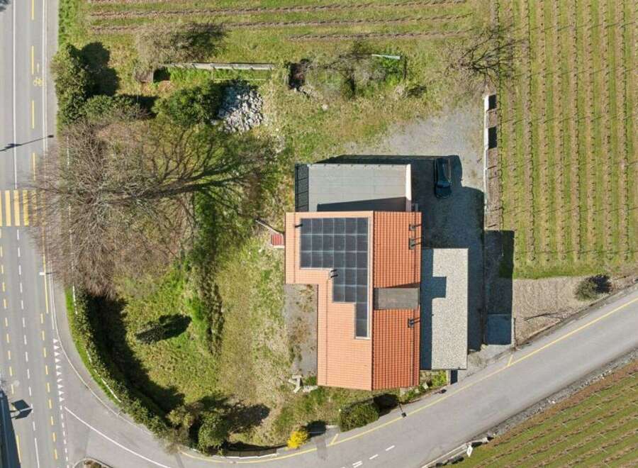 Discover this charming property featuring a modern design and solar panels, perfect for sustainable living.