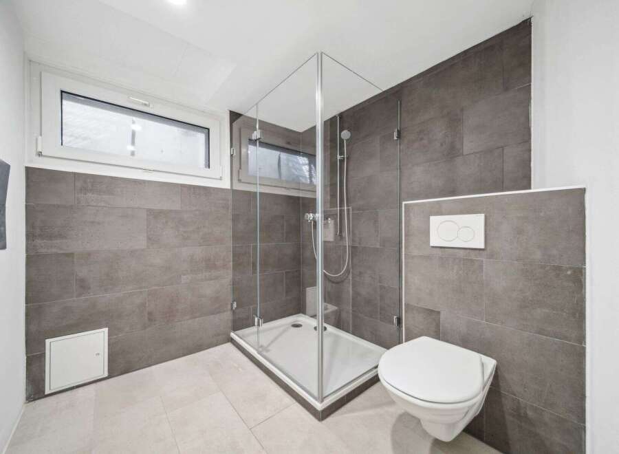 Step into modern elegance with this beautifully designed bathroom.
