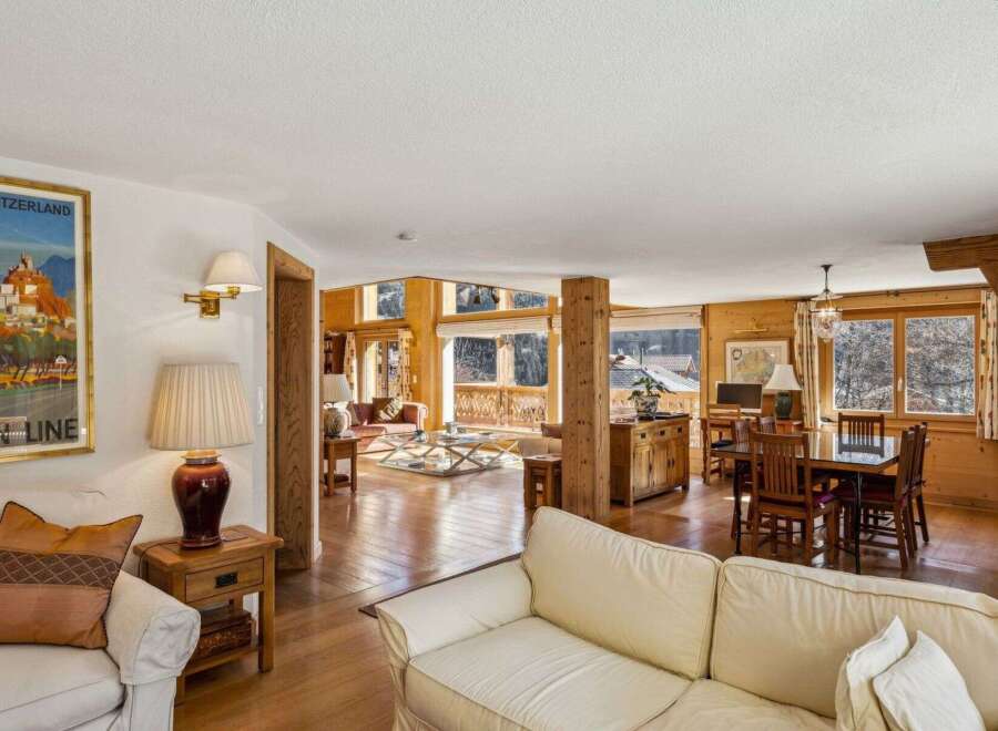 Experience the charm of this stunning property, boasting a spacious and inviting interior.