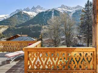 Enjoy breathtaking mountain views from this stunning property.