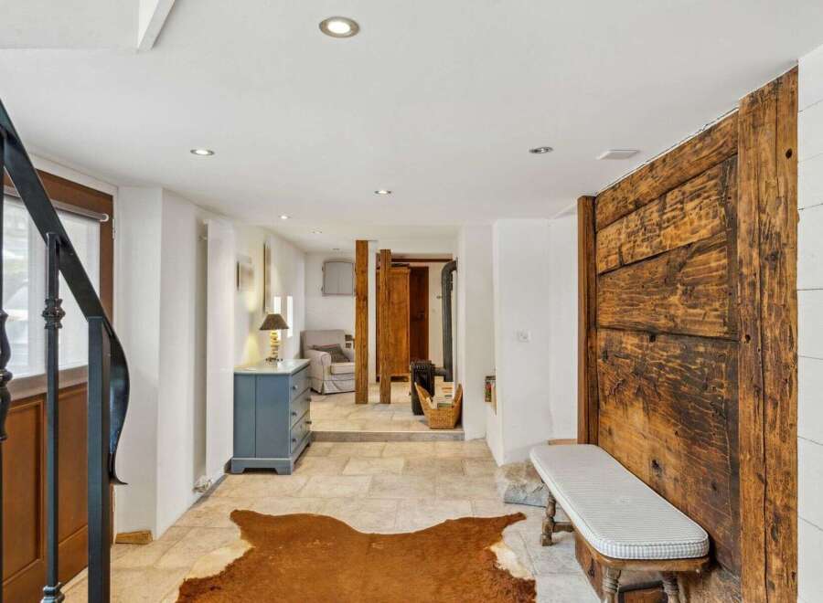 Step into rustic elegance with this stunning entryway.