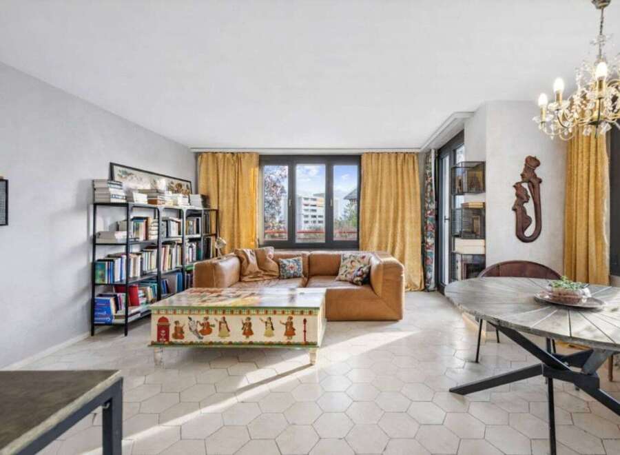 Discover the charm of this inviting living space, perfect for relaxation and entertaining.