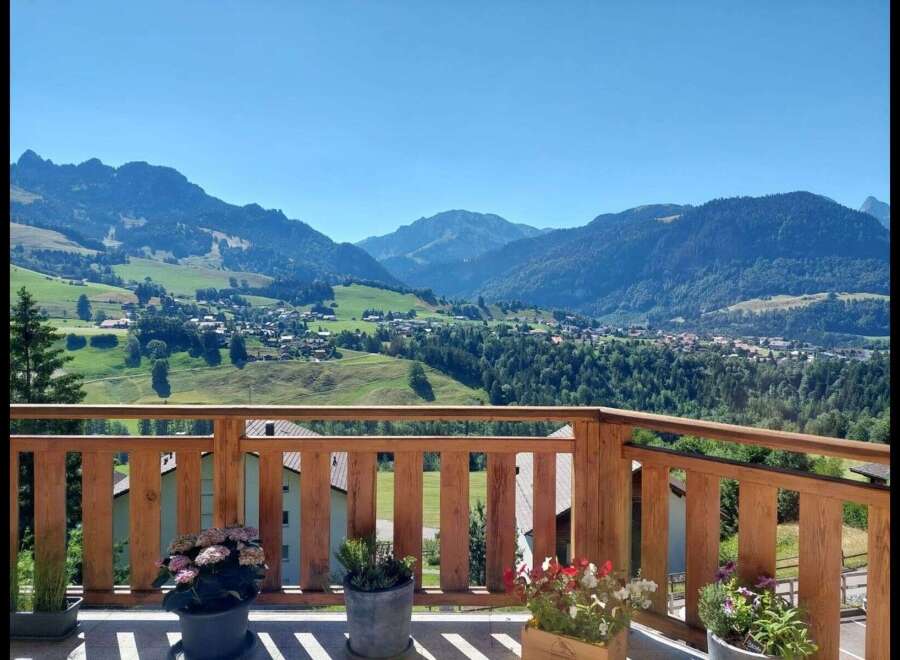 Enjoy breathtaking mountain views from this stunning property.