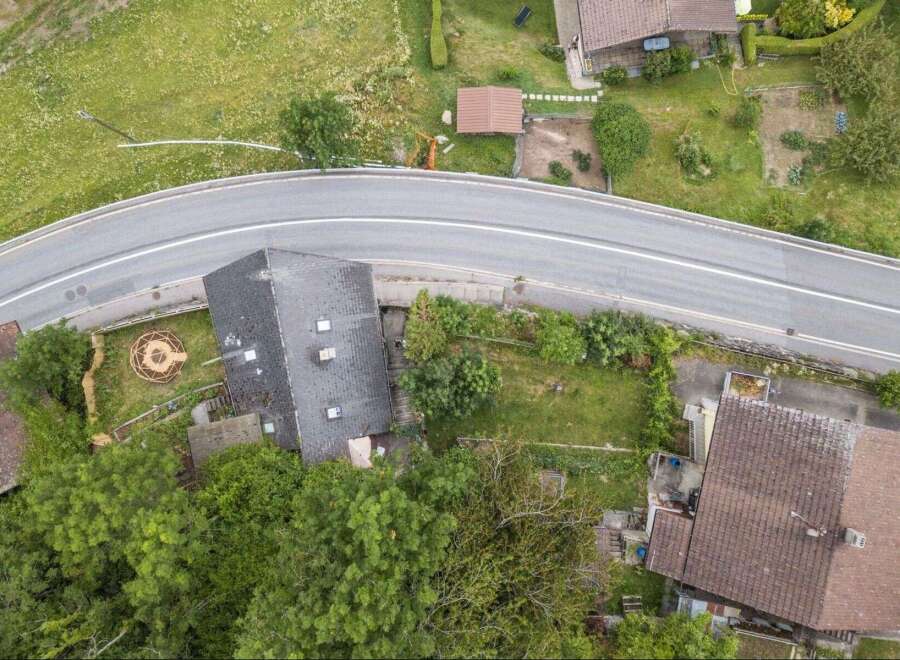 Discover this charming property nestled in a serene, green environment.