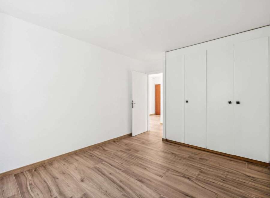 Discover the elegance of this stunning property, featuring a spacious interior with ample natural light.