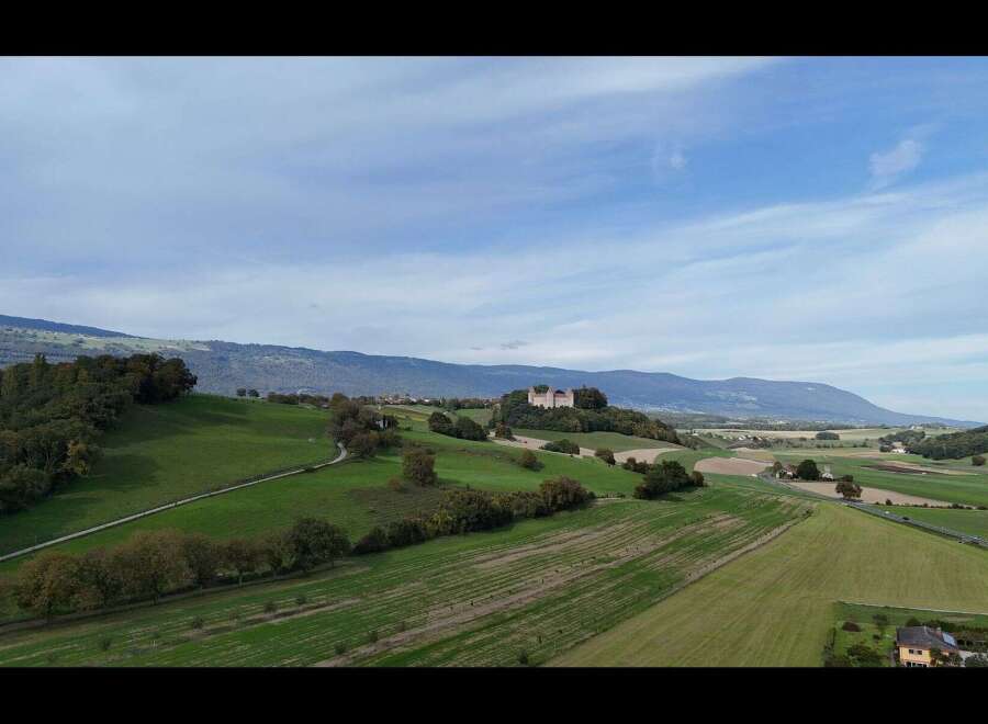 Discover the charm of this stunning property nestled in a picturesque landscape.