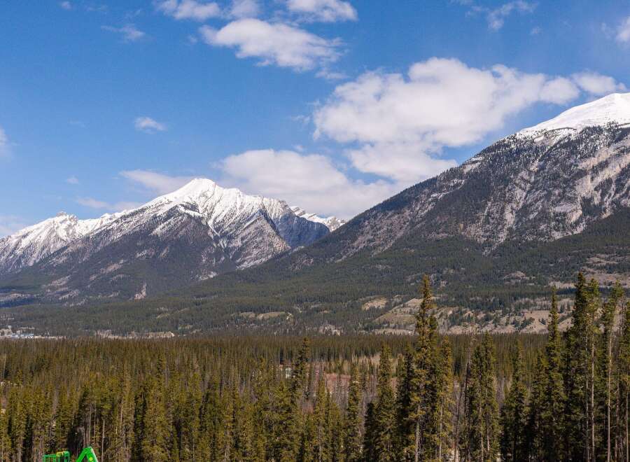 Experience breathtaking mountain views from this stunning property.