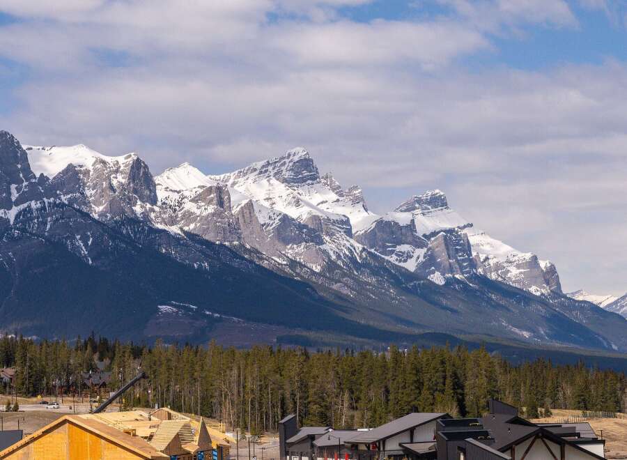This stunning property offers breathtaking mountain views, perfect for those seeking a serene escape.