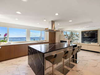 For Sale in West Vancouver with 3 Bedrooms and 4 Bathrooms