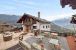 Discover a charming mountain retreat with this stunning property.