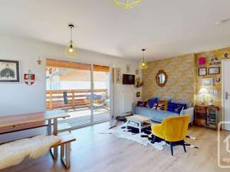 Discover this charming property featuring a bright and airy living space, perfect for relaxation and entertaining.