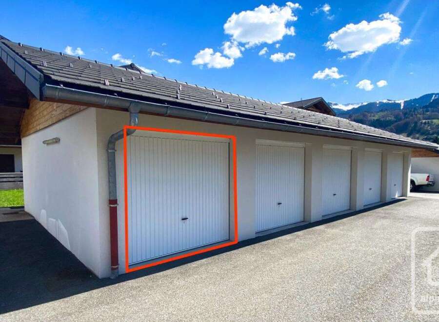 Discover this charming property featuring multiple garage spaces, perfect for secure parking or storage.