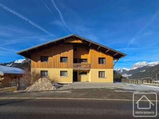 Discover this stunning property nestled in a picturesque mountain setting.