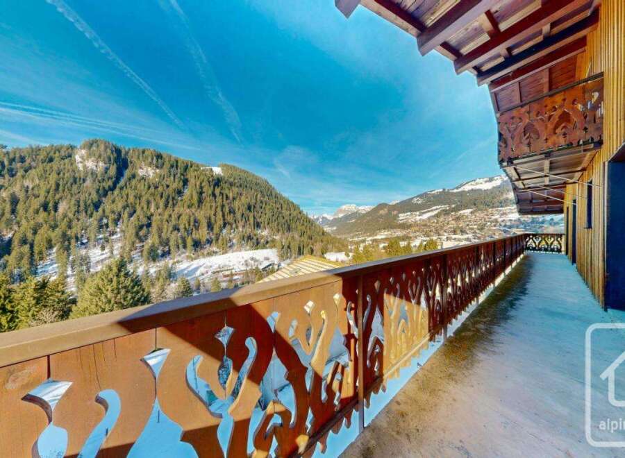 Enjoy breathtaking mountain views from this stunning property.