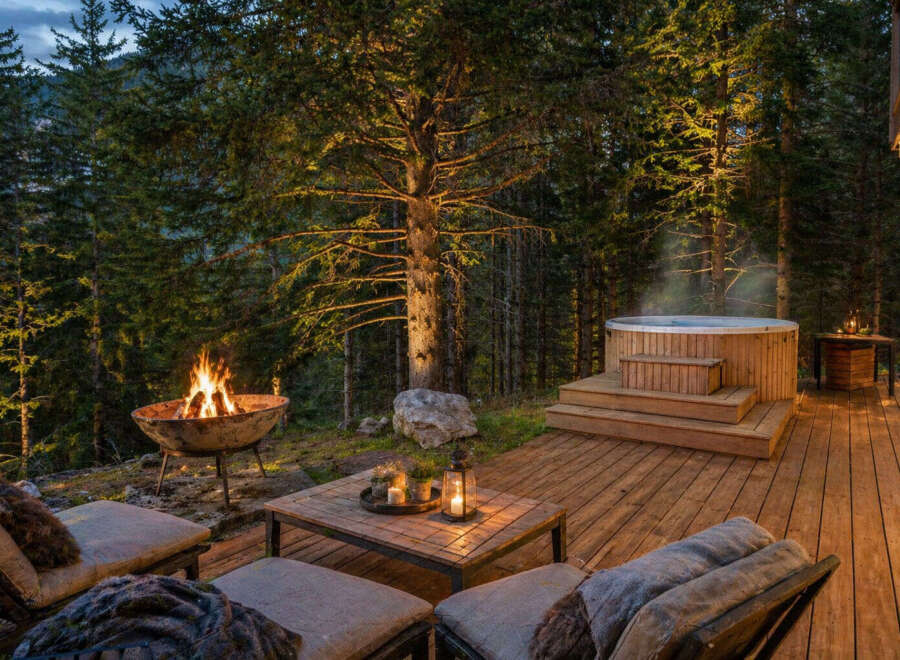 Chalet in Courchevel 1650 - view 1