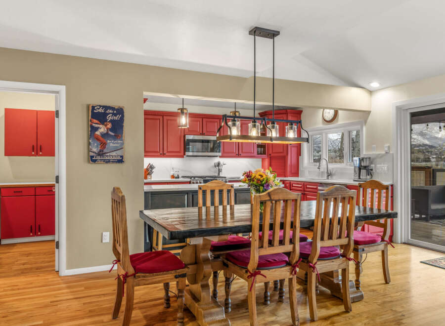 Step into this inviting dining area, perfect for gatherings and everyday meals.