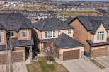 Discover the charm of this stunning property, featuring a modern design and spacious layout.