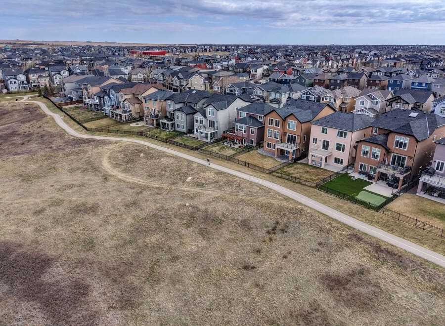 Discover the charm of this stunning residential neighborhood, featuring a variety of modern homes with diverse architectural styles.
