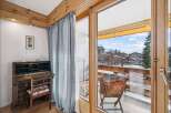 Experience the charm of this cozy property with stunning mountain views.