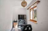 Discover this cozy and modern space, perfect for work or leisure.