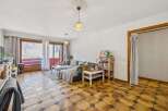 Discover this charming living space, perfect for relaxation and entertainment.