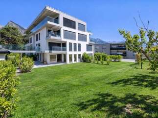 Discover modern living at its finest in this stunning property.