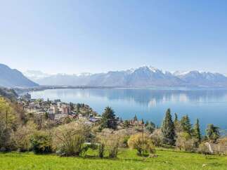 Discover breathtaking views and serene living in this stunning property.