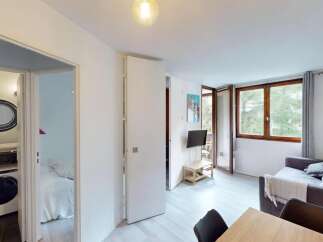Discover this charming property featuring a bright and airy living space, perfect for comfortable living.