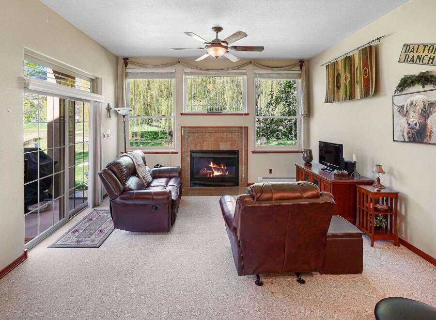 Step into this inviting living room, perfect for cozy evenings.