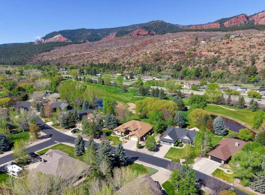 Discover your dream home in this stunning neighborhood! This property boasts a beautiful house with a well-maintained yard, perfect for outdoor activities.