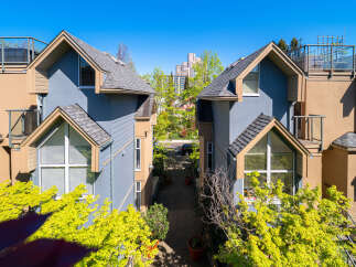 Discover modern living in this stunning property featuring contemporary architecture and stylish design.